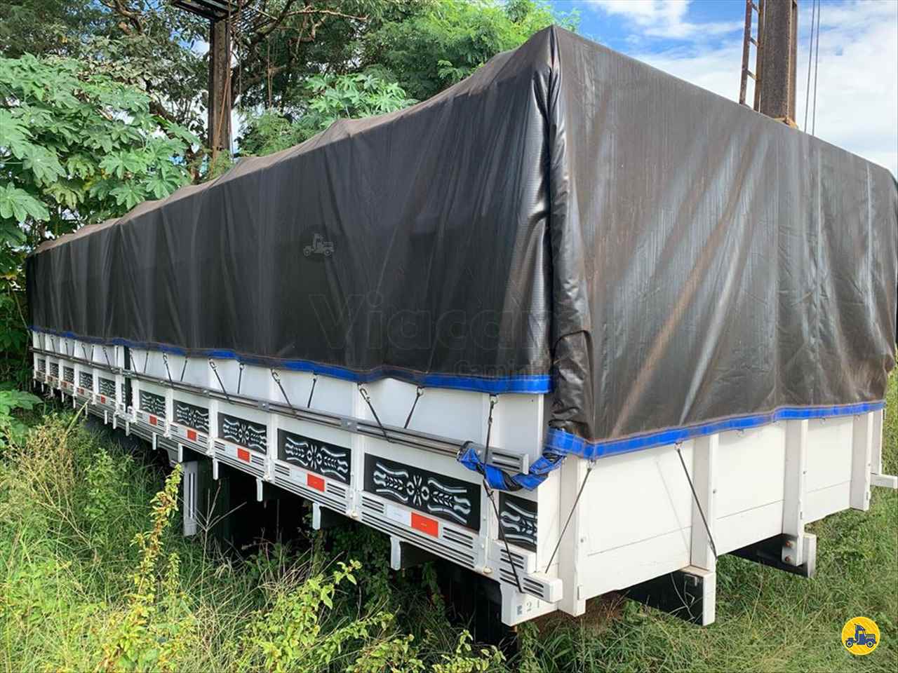 CARROCERIA SOBRE CHASSI  TRUCK GRANELEIRA Viacam Caminhões CASCAVEL PARANÁ PR